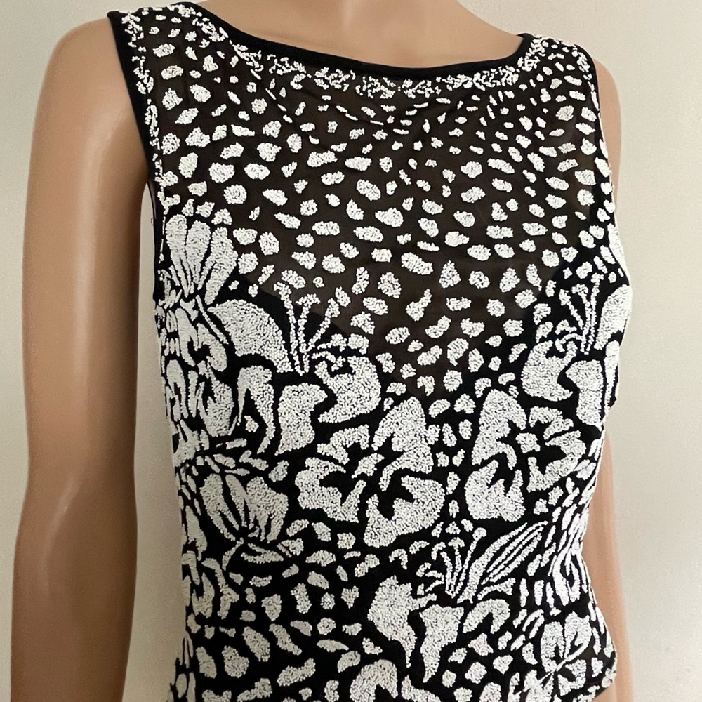 TADASHI SHOJI Black & White MICRO BEADED Sleeveless TANK Designer TOP - Picture 3 of 6